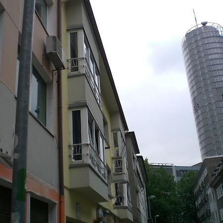 Schoenes Apartment In เอสเซน ภายนอก รูปภาพ